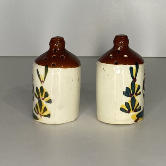 Vintage Orion rooster Crock Jug/Booze Jug Salt & Pepper Shakers - Picture 3 of 8